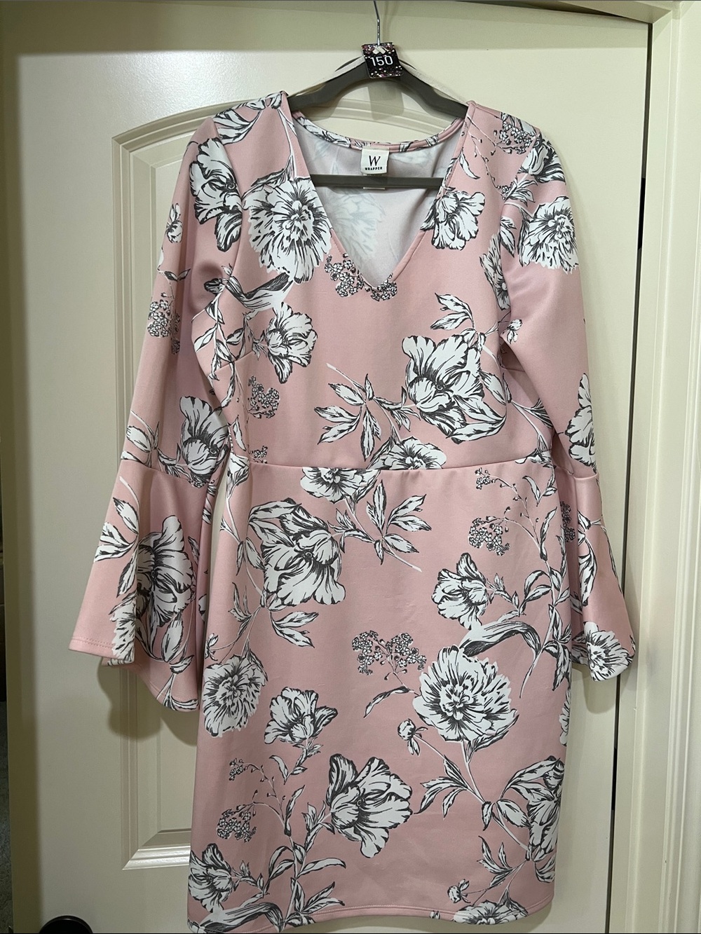 Wrapper Pink Floral V-Neck Long Sleeve Dress H150